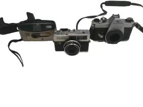 200BF MINOLTA Honeywell Pentax Polaroid Camera Film