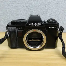 X-300S MINOLTA Slr Body Md