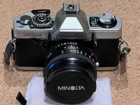 XG-9 MINOLTA Camera Rokkor Lens