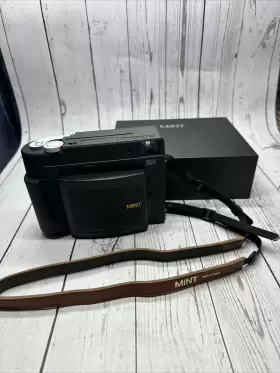 SF70 CAMERA Instantkon Format Rangefinder