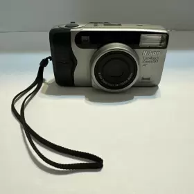 110S NIKON Lite Touch Zoom Af Quartz Point Shoot Film Camera