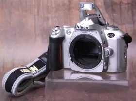 1718 NIKON Camera Slr Film Body