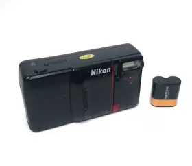 300AF NIKON Tele Touch Point Shoot Film Camera Duracell Pack