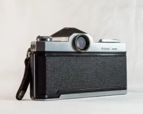 3891437 NIKON Nikkormat Slr Film Camera Nikkor Lens #3