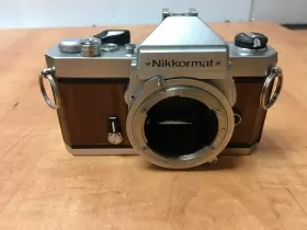 610563624942 NIKON Nikkormat Slr Film Camera Body Wood Veneer
