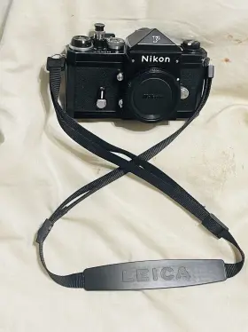 7182975 NIKON Great Ar Body Film Camera Leica Strap