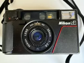 L35AD2 NIKON Point Shoot Film Camera