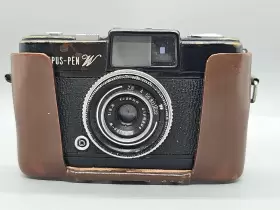 107335 OLYMPUS Pen Film Camera Zuiko Lens