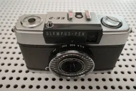 2732128 OLYMPUS Pen Half Frame Film Camera Flag Ok