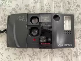 AF-10 OLYMPUS Twin Camera