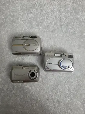 D-590 OLYMPUS Camera