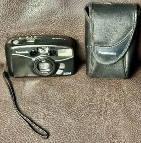 C-D2300ZM PANASONIC Film Point Shoot Camera Bag