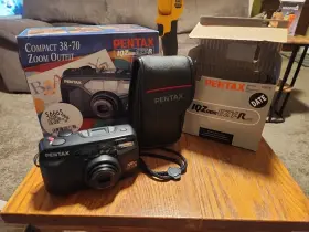 027075566651 PENTAX Iqz Ezy Zoom Outfit Camera 027075566651 PENTAX Iqz Ezy Zoom Outfit Camera