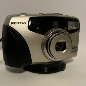 105G PENTAX Iqzoom Point Shoot Film Camera