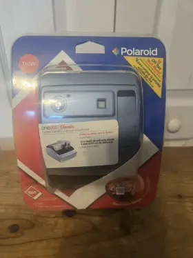 642952 POLAROID Classic