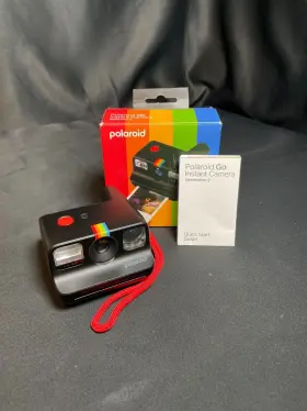 PRD009096 POLAROID Go Flash Film Camera