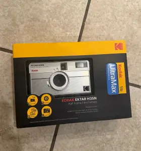 RK0310 RETO PRODUCTION LIMITED Kodak Film Camera Ultramax