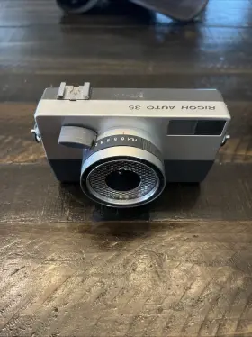 AUTO35 RICOH Auto Film Camera