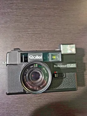 051300956 ROLLEI Rolleimat Af Lens Film Point Shoot Camera