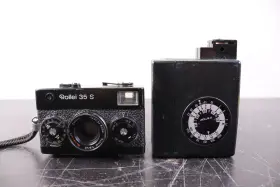 2000003936243 ROLLEI Film Camera Soligor Flash