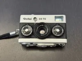 35TE ROLLEI Viewfinder Film Camera