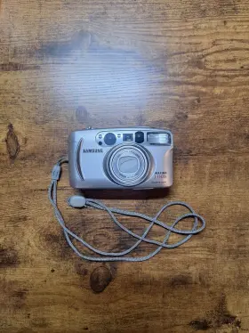 1350TI SAMSUNG Maxima Shd Point Shoot Film Camera
