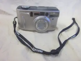 170-SE SAMSUNG Evoca Point Shoot Film Camera Great