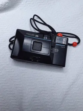 198.736100 SEARS Focus Motorized Film Camera