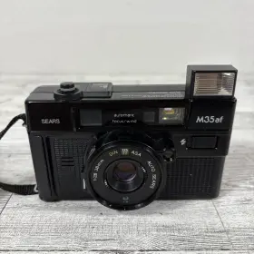 M35AF SEARS Auto Focus Wind Exposure Camera
