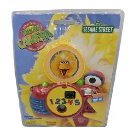 2265050804 SESAME STREET Big Bird Flash Talking Camera Kids