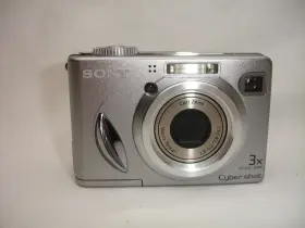 DSC-W5 SONY Digital Camera Cybershot