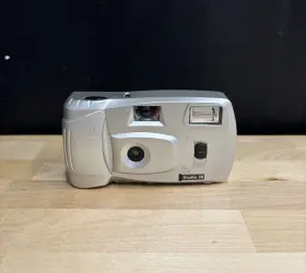 856470 STUDIO 35 Point Shoot Film Camera Flash