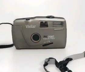 3587 VIVITAR Focus Auto Camera Flash