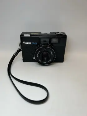 35CA VIVITAR Film Camera