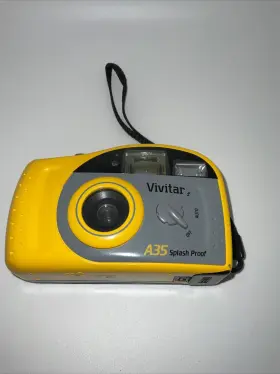 988077 VIVITAR Splash Point Shoot Film Camera Great #2
