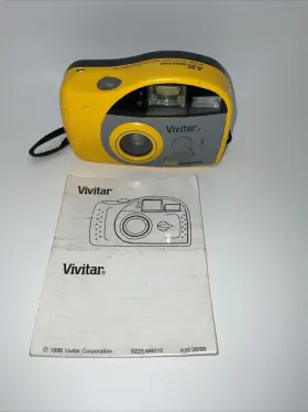 988077 VIVITAR Splash Point Shoot Film Camera Great
