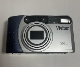 BO947481 VIVITAR Auto Focus Zoom Camera Flash Film