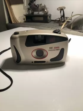 HC-2000 VIVITAR Ds Focus Camera Zak