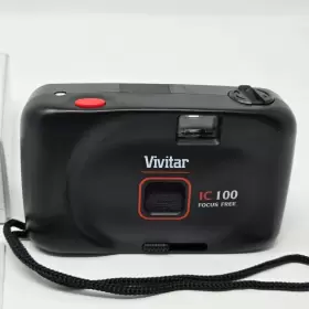 IC100 VIVITAR Point Shoot Focus Film Camera Box #2