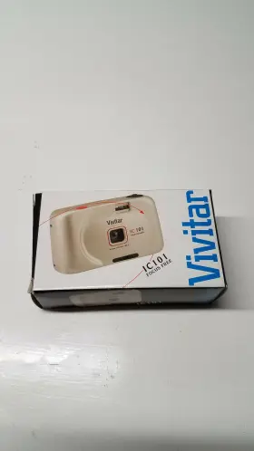 IC101 VIVITAR Panorama Focus Camera Box