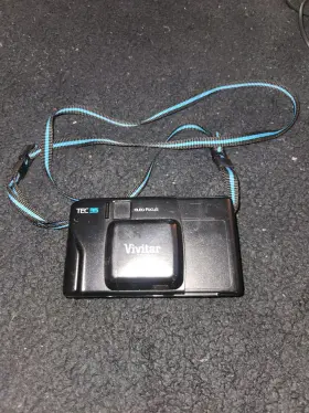 TEC35 VIVITAR Auto Focus Point Shoot Camera
