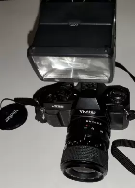 V335 VIVITAR Camera Rokinon Flash Bag Clean Lens #2