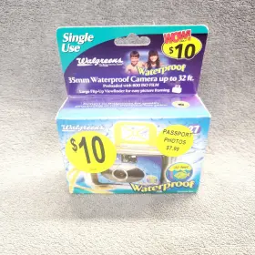 049022351929 WALGREENS Single Camera