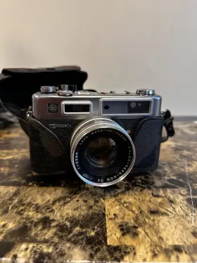 21257670 YASHICA Electro Gs Rangefinder Film Camera