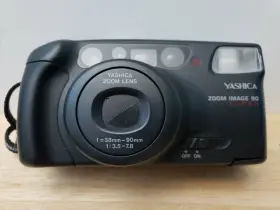 347164 YASHICA Zoom Point Shoot Film Camera