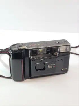 689546 YASHICA Kyocera Td Carl Zeiss Tessar Film Camera
