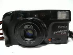 767052534210 YASHICA Zoom Se Point Shoot Film Camera