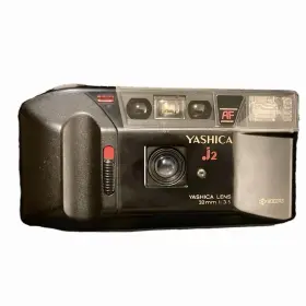 800848 YASHICA Point Shoot Film Camera Kyocera Lens