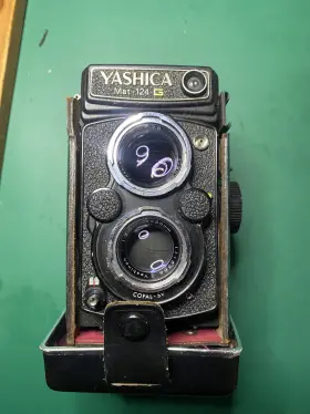 SN3017542 YASHICA Great Mat Tlr Film Camera