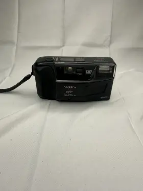 T3-SUPER YASHICA Film Camera Point Shoot Carl Zeiss Lens